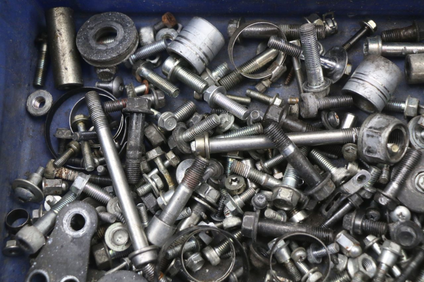 photo de SCREWS BAG HONDA FJS SILVER WING SILVERWING 400 (2005 - 2008)