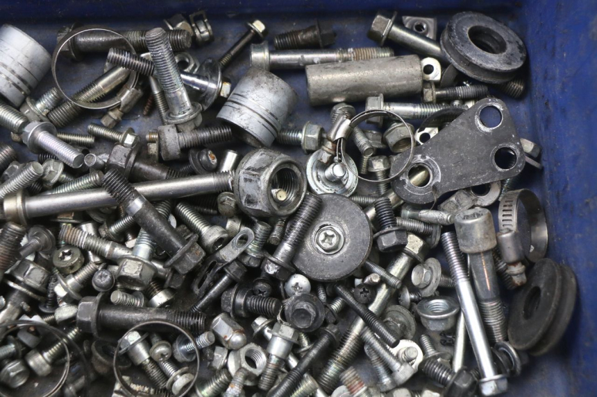 photo de SCREWS BAG HONDA FJS SILVER WING SILVERWING 400 (2005 - 2008)