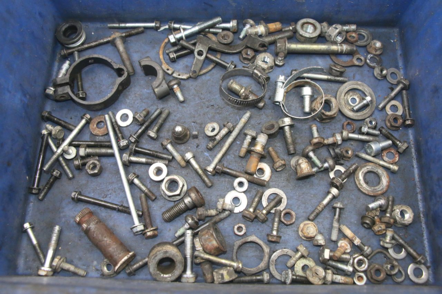 photo de SCREWS BAG HONDA MTX TC02 125 (1987 - 1989)