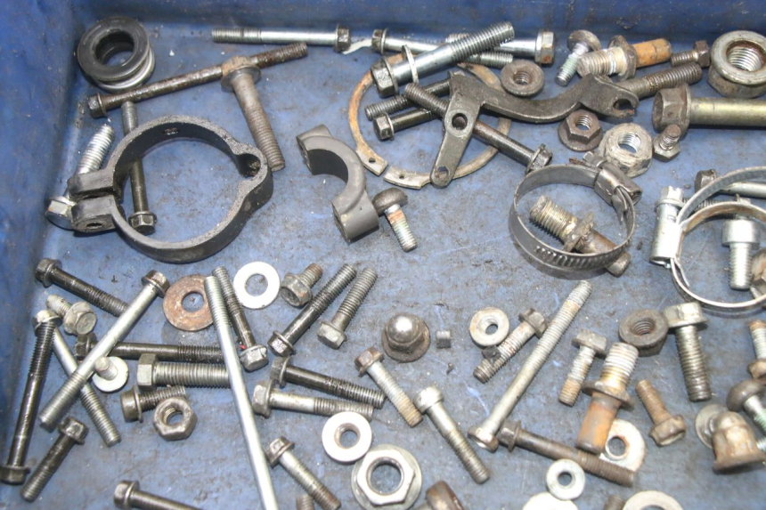 photo de SCREWS BAG HONDA MTX TC02 125 (1987 - 1989)