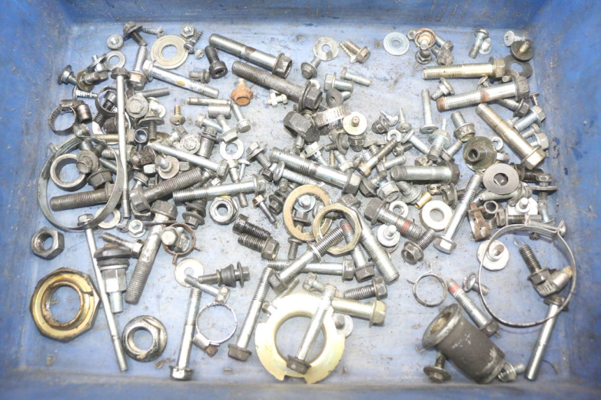 photo de SCREWS BAG HONDA NES AROBASE 125 (2000 - 2003)