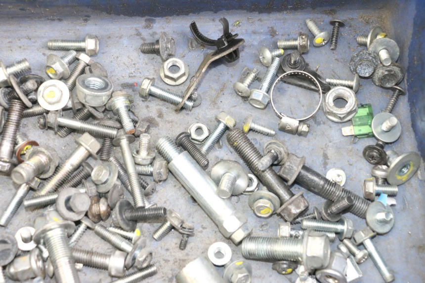 photo de SCREWS BAG HONDA SH i 300 (2015 - 2020)