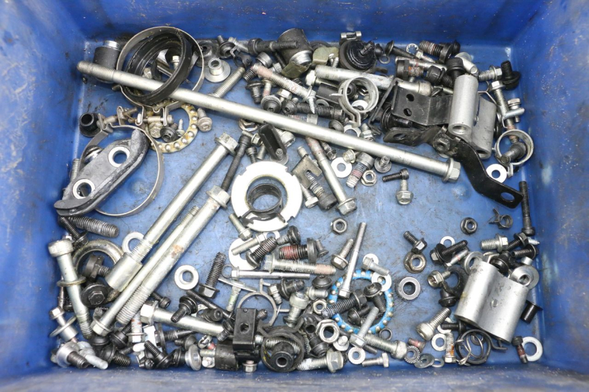 photo de SCREWS BAG HUSQVARNA SVARTPILEN 401 (2018 - 2023)