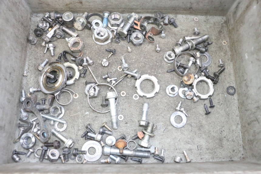 photo de SCREWS BAG YAMAHA JOG R 50 (2004 - 2014)