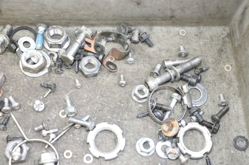 photo de SCREWS BAG YAMAHA JOG R 50 (2004 - 2014)