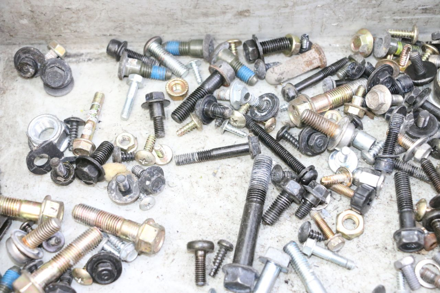 photo de SCREWS BAG SYM JOYMAX 125 (2010 - 2017)