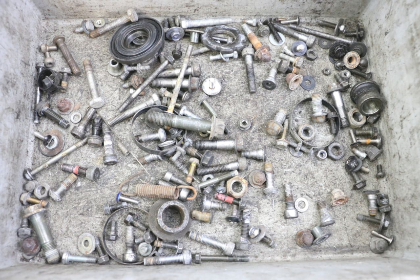 photo de SCREW FASTENER BAG KAWASAKI ZR7 ZR-7 S 750 (1999 - 2004)