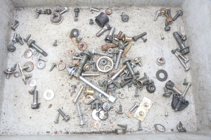 photo de SCREW FASTENER BAG KEEWAY HURRICANE 50 (2006 - 2019)