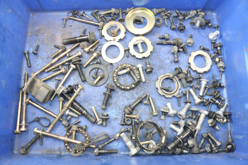 photo de SCREW FASTENER BAG PEUGEOT KISBEE 2T 50 (2018 - 2022)