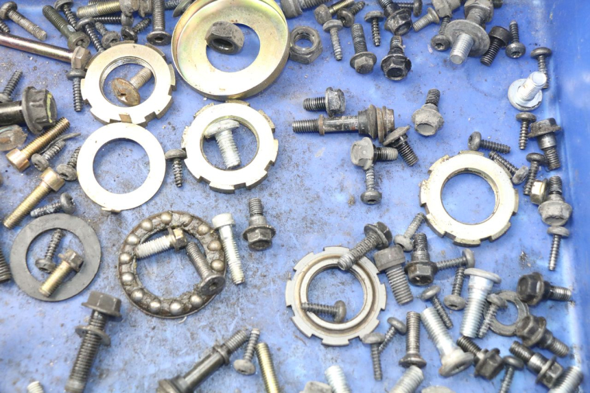 photo de SCREW FASTENER BAG PEUGEOT KISBEE 2T 50 (2018 - 2022)