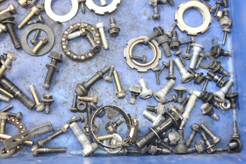 photo de SCREW FASTENER BAG PEUGEOT KISBEE 2T 50 (2018 - 2022)