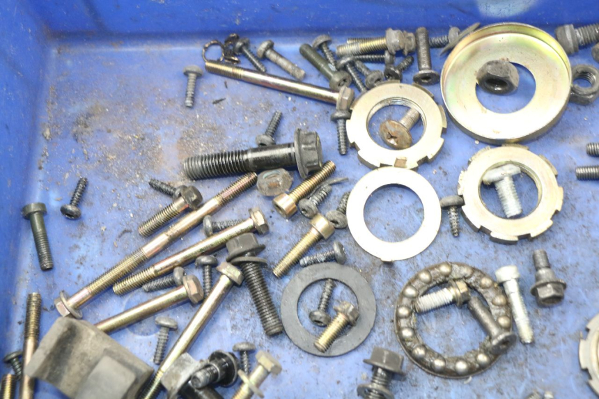 photo de SCREW FASTENER BAG PEUGEOT KISBEE 2T 50 (2018 - 2022)