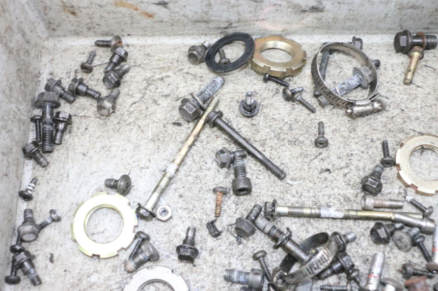 photo de SCREW BAG PEUGEOT KISBEE 2T 50 (2010 - 2017) - Zoom on usage condition