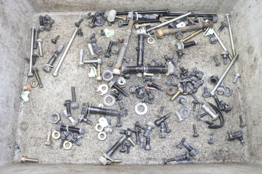 photo de SCREW FASTENER BAG PEUGEOT KISBEE 4T 50 (2018 - 2022)