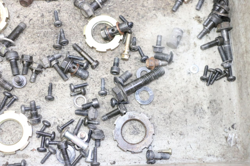 photo de SCREW FASTENER BAG PEUGEOT KISBEE 4T 50 (2018 - 2022)