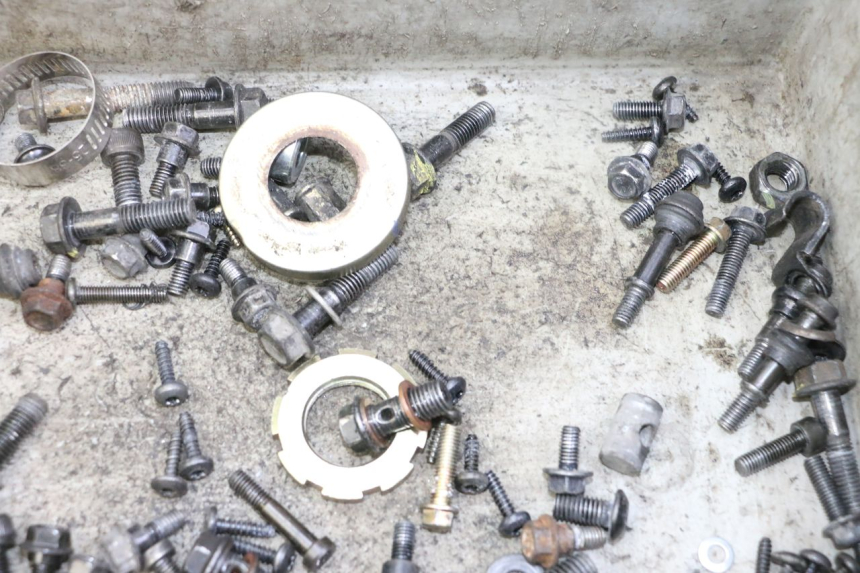 photo de SCREW FASTENER BAG PEUGEOT KISBEE 4T 50 (2018 - 2022)