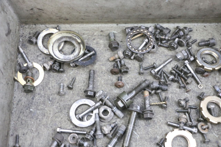 photo de SCREW FASTENER BAG PEUGEOT KISBEE 4T 50 (2010 - 2017) - Alternative perspective