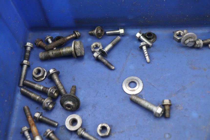 photo de SCREWS BAG KTM SX 65 (2003 - 2008)