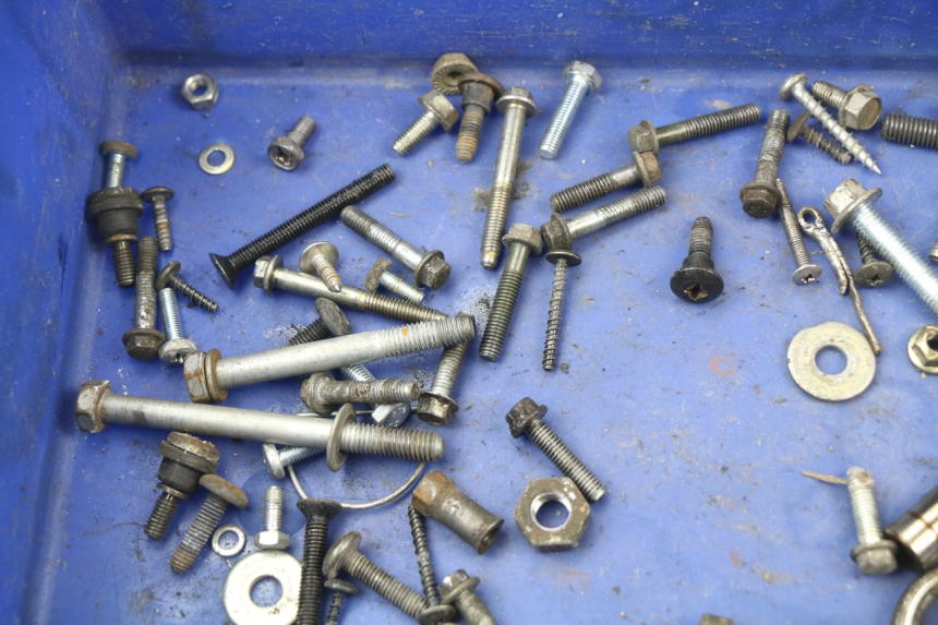 photo de SCREW FASTENER BAG PIAGGIO LIBERTY 4T 50 (2004 - 2008)