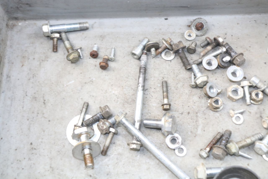 photo de SCREWS BAG LIFAN DIRTBIKE 50