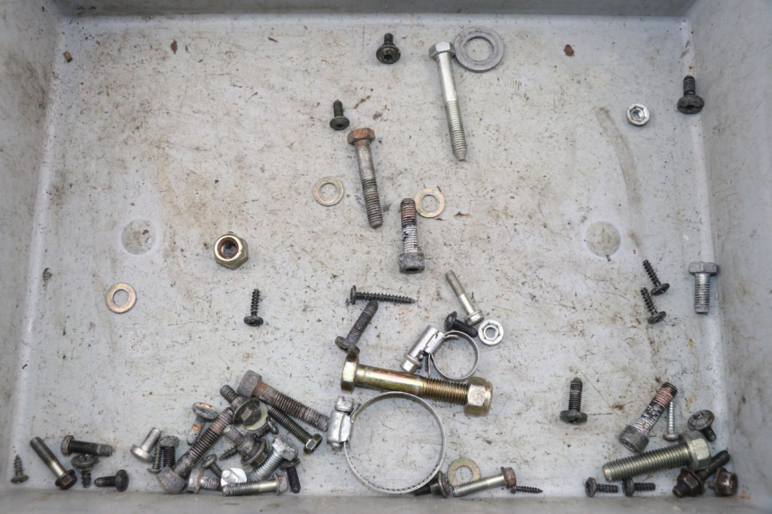photo de SCREWS BAG PEUGEOT LUDIX ONE 50 (2004 - 2006)