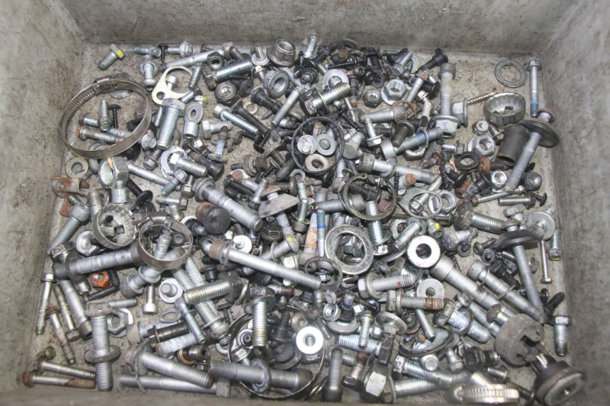 photo de SCREWS BAG PIAGGIO MP3 HPE 350 (2018 - 2020) - Main view