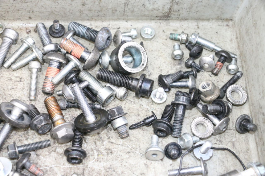 photo de SCREWS BAG YAMAHA MT-07 MT07 ABS 700 (2018 - 2020) - Product overview