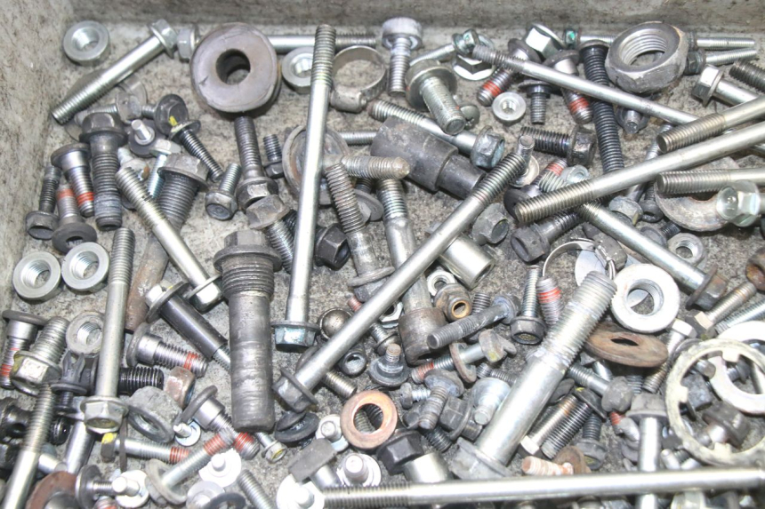 photo de SCREWS BAG HONDA NTV DEAUVILLE ABS 700 (2007 - 2016)