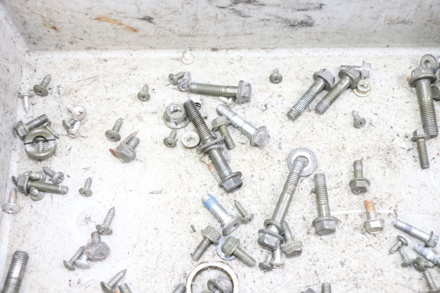 photo de SCREW HARDWARE BAG JM MOTORS OLDIES GT 4T 50 (2018 - 2025) - Zoom on usage condition