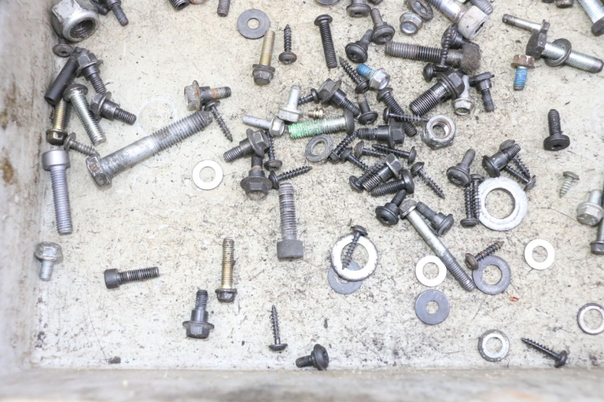 photo de SCREW FASTENER BAG PEUGEOT CITYSTAR 50 (2013 - 2017)