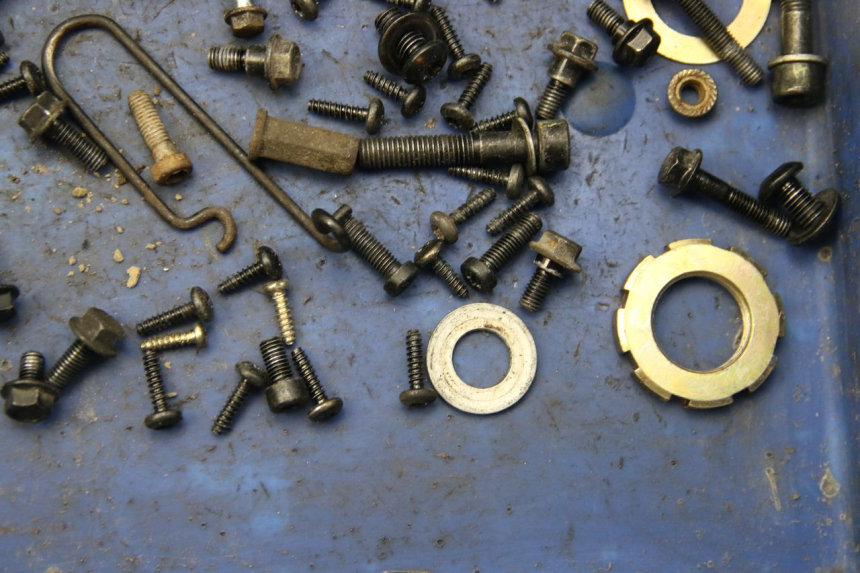 photo de SCREW FASTENER BAG PEUGEOT KISBEE 2T 50 (2018 - 2022)