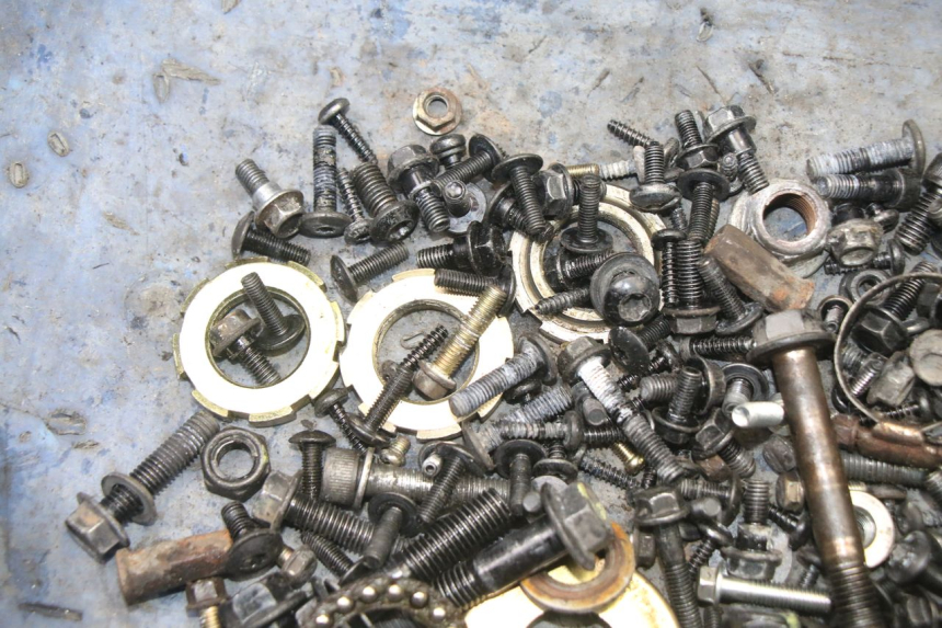 photo de SCREWS BAG PEUGEOT STREETZONE I 2T 50 (2018 - 2020)