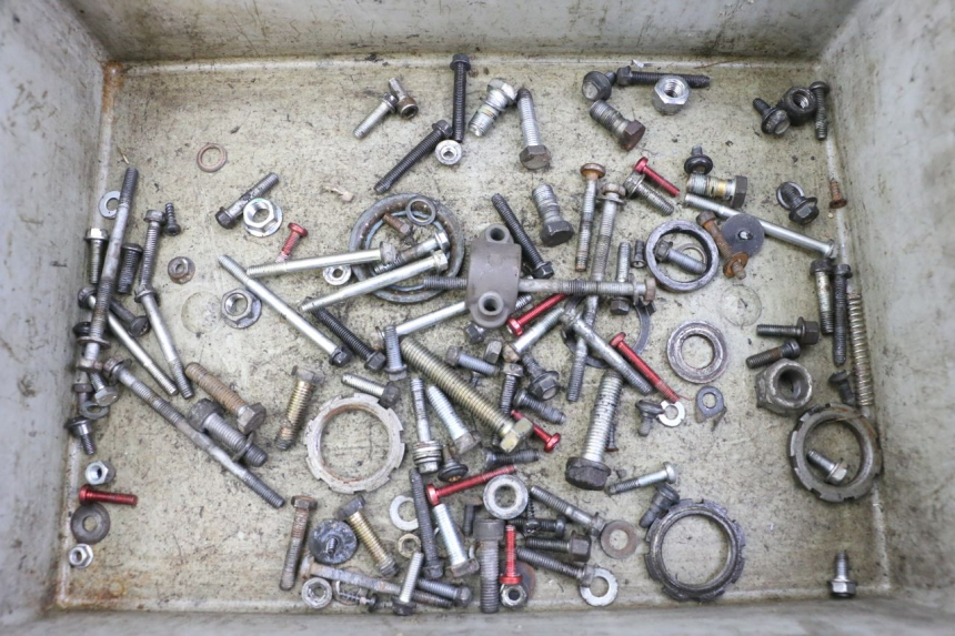 photo de SCREW FASTENER BAG PEUGEOT TKR TREKKER FURIOUS 50 (2005 - 2014)