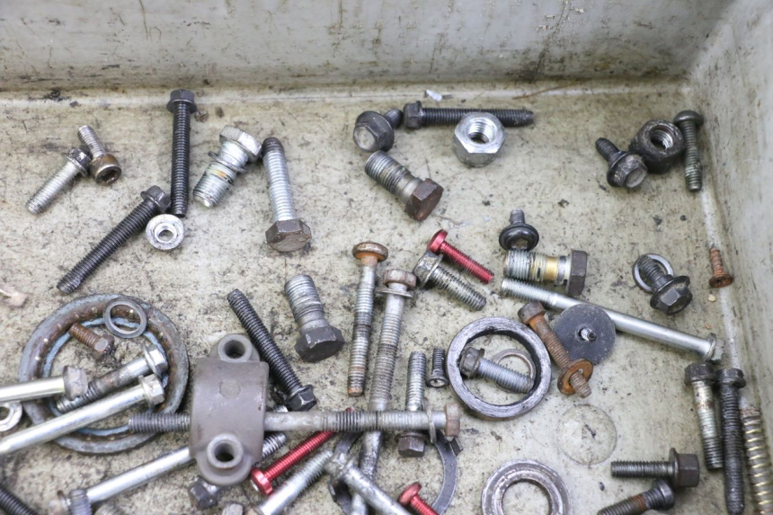 photo de SCREW FASTENER BAG PEUGEOT TKR TREKKER FURIOUS 50 (2005 - 2014)