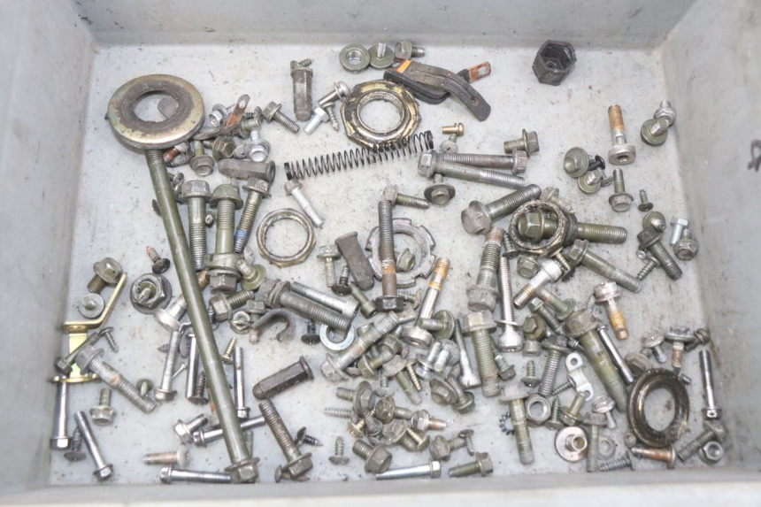 photo de SCREW FASTENER BAG PEUGEOT TWEET 4T 50 (2018 - 2020)