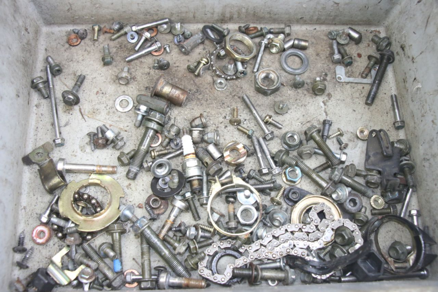 photo de SCREW FASTENER BAG PEUGEOT TWEET 4T 50 (2014 - 2019)