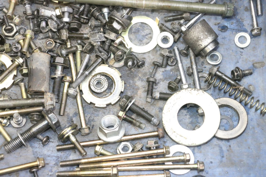 photo de SCREWS BAG PEUGEOT VIVACITY 125 (2010 - 2017)