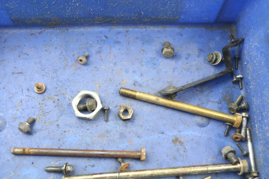 photo de SCREWS BAG PEUGEOT ZENITH 50 (1994 - 1999)