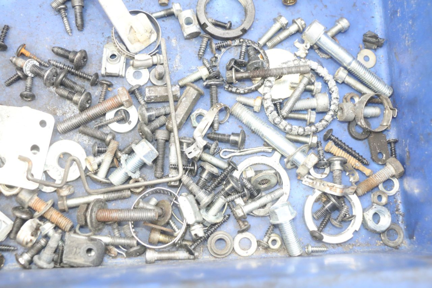 photo de SCREW FASTENER BAG PIAGGIO FLY 4T 50 (2013 - 2017)