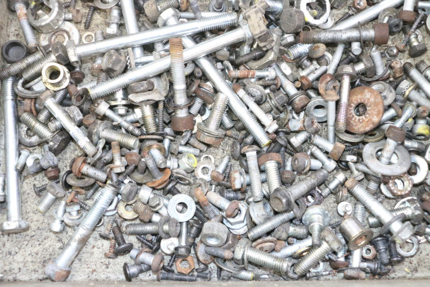 photo de SCREW FASTENER BAG PIAGGIO MP3 LT 400 (2007 - 2012)