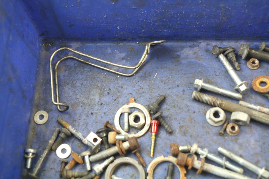 photo de SCREWS BAG PIAGGIO SKIPPER 125 (2000 - 2004)