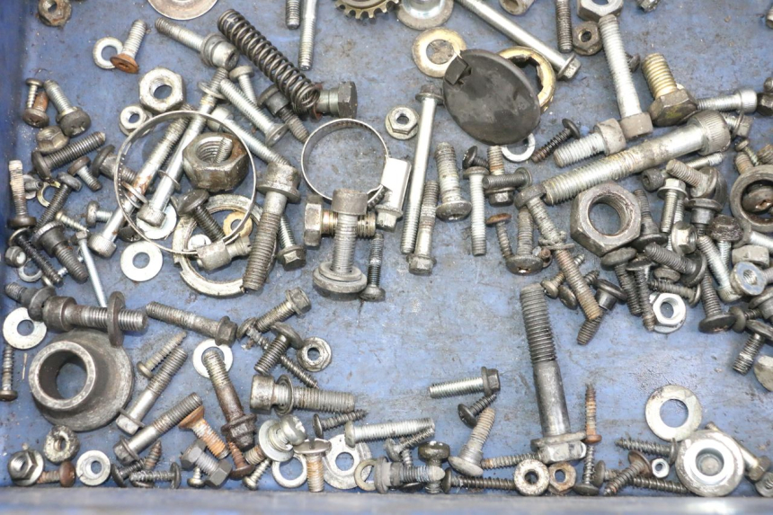 photo de SCREWS BAG PIAGGIO VESPA GRANTURISMO 200 (2004 - 2005)
