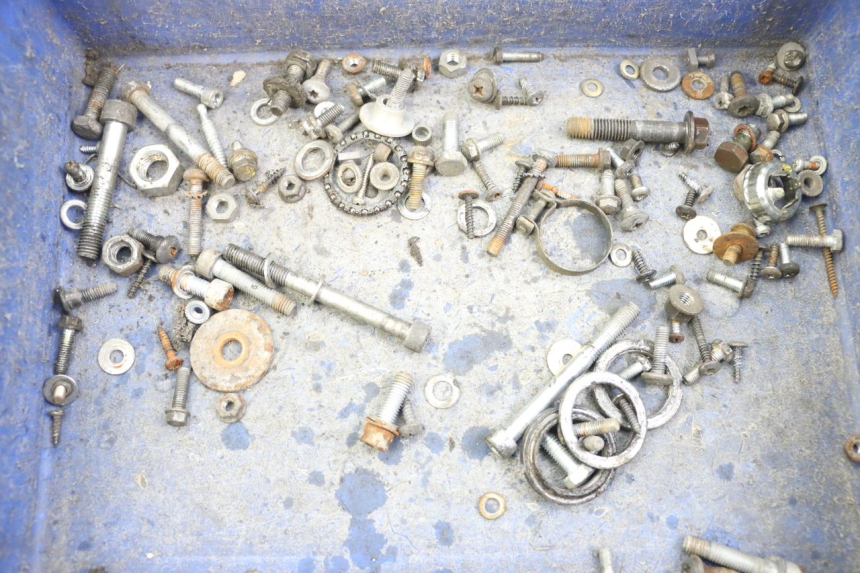 photo de SCREW FASTENER BAG PIAGGIO VESPA LX 2T 50 (2005 - 2013)