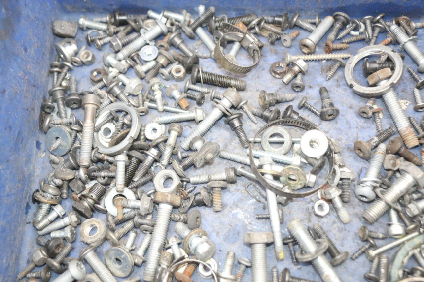 photo de SCREW FASTENER BAG PIAGGIO X10 125 (2012 - 2017)