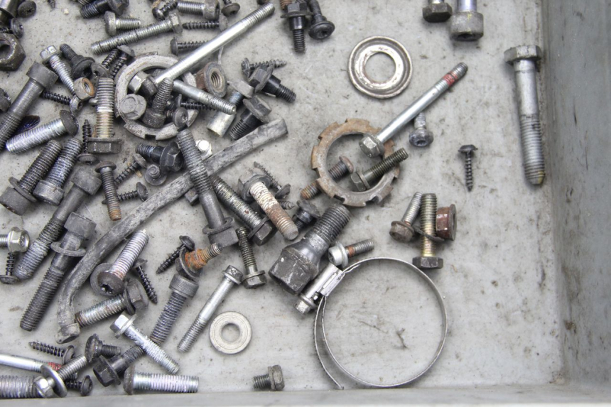 photo de SCREW FASTENER BAG PEUGEOT SATELIS 125 (2006 - 2009)