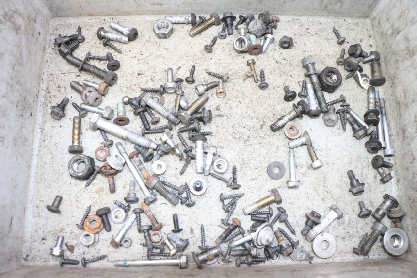 photo de SCREW FASTENER BAG PEUGEOT SATELIS 125 (2006 - 2009)