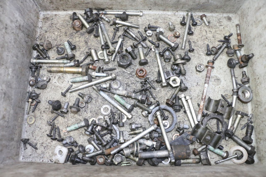 photo de SCREW FASTENER BAG PEUGEOT SATELIS 125 (2006 - 2009)