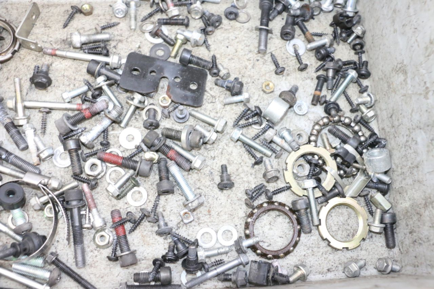 photo de SCREWS BAG PEUGEOT SATELIS 125 (2013 - 2018) - Component detail