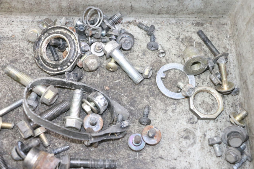 photo de SCREW BAG HONDA SCV LEAD 100 (2003 - 2007)