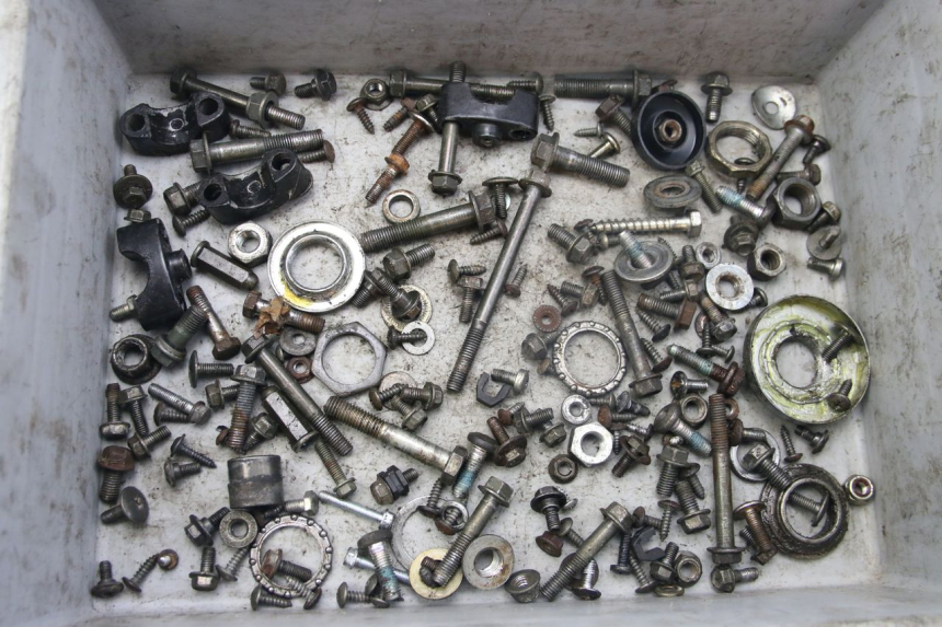 photo de SCREW FASTENER BAG SELECT UP OCTALIS 125 (2007 - 2012)